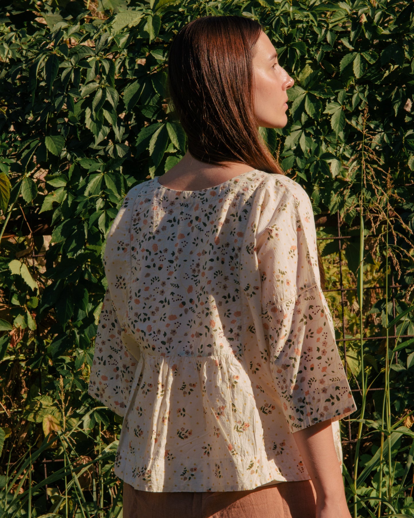 Whisper Top